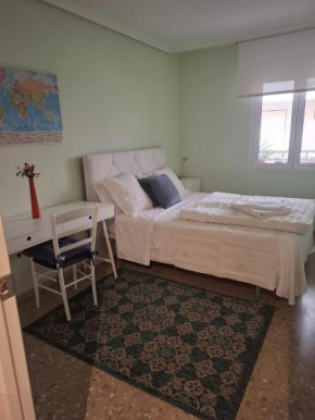 Private room in a shared flat in Castellon